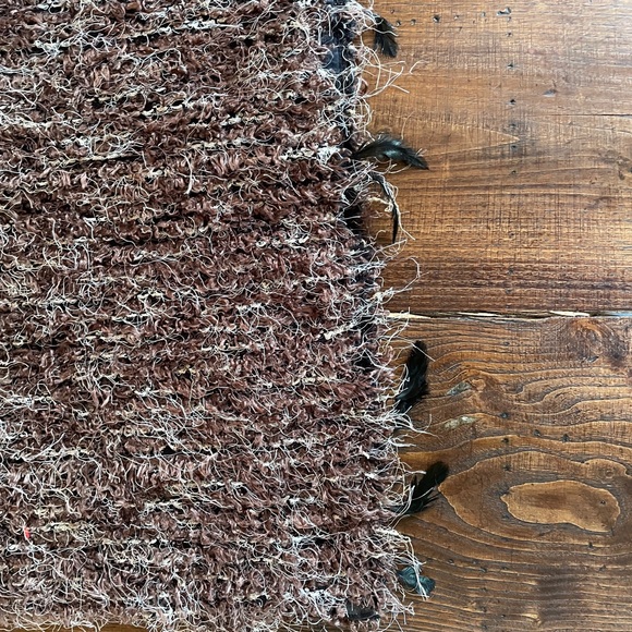 Jill Main New Zealand Shawl - Picture 3 of 5